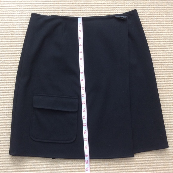 Talbots Black Wrap Skirt - Size 8 - Picture 5 of 12